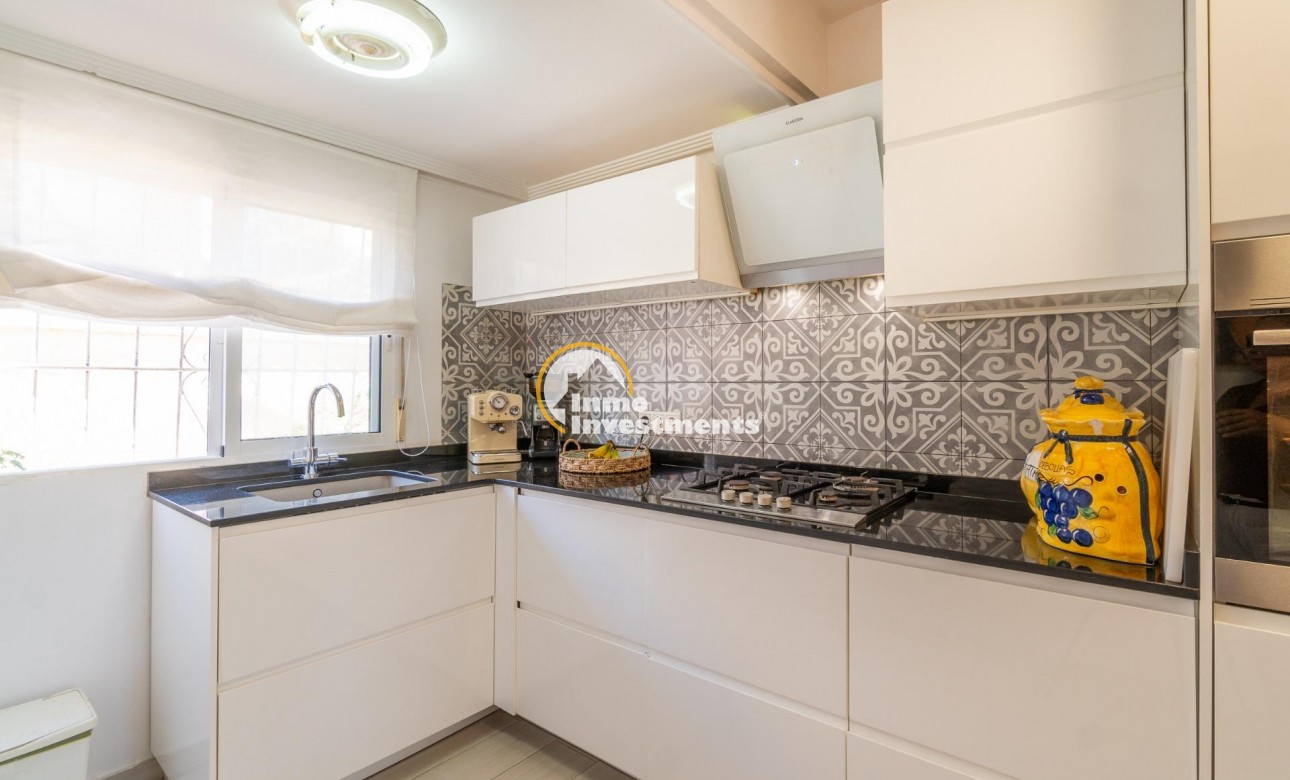 Resale - Semi detached villa - Los Balcones