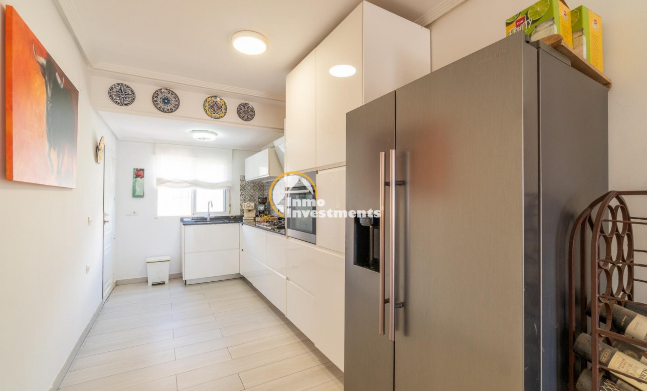 Resale - Semi detached villa - Los Balcones