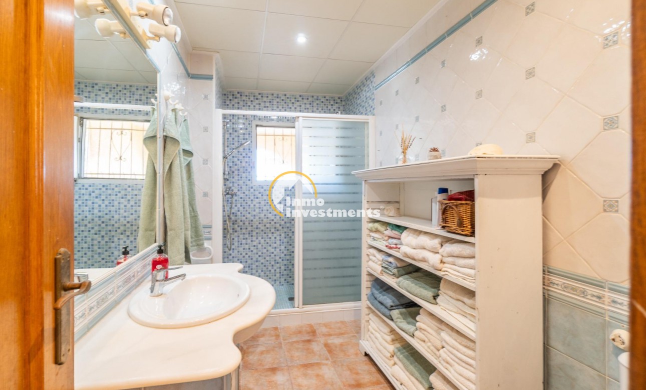 Resale - Semi detached villa - Los Balcones