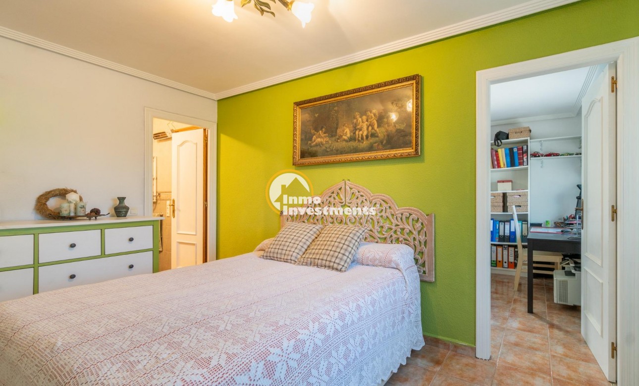 Resale - Semi detached villa - Los Balcones