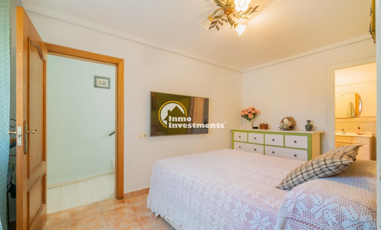 Resale - Semi detached villa - Los Balcones