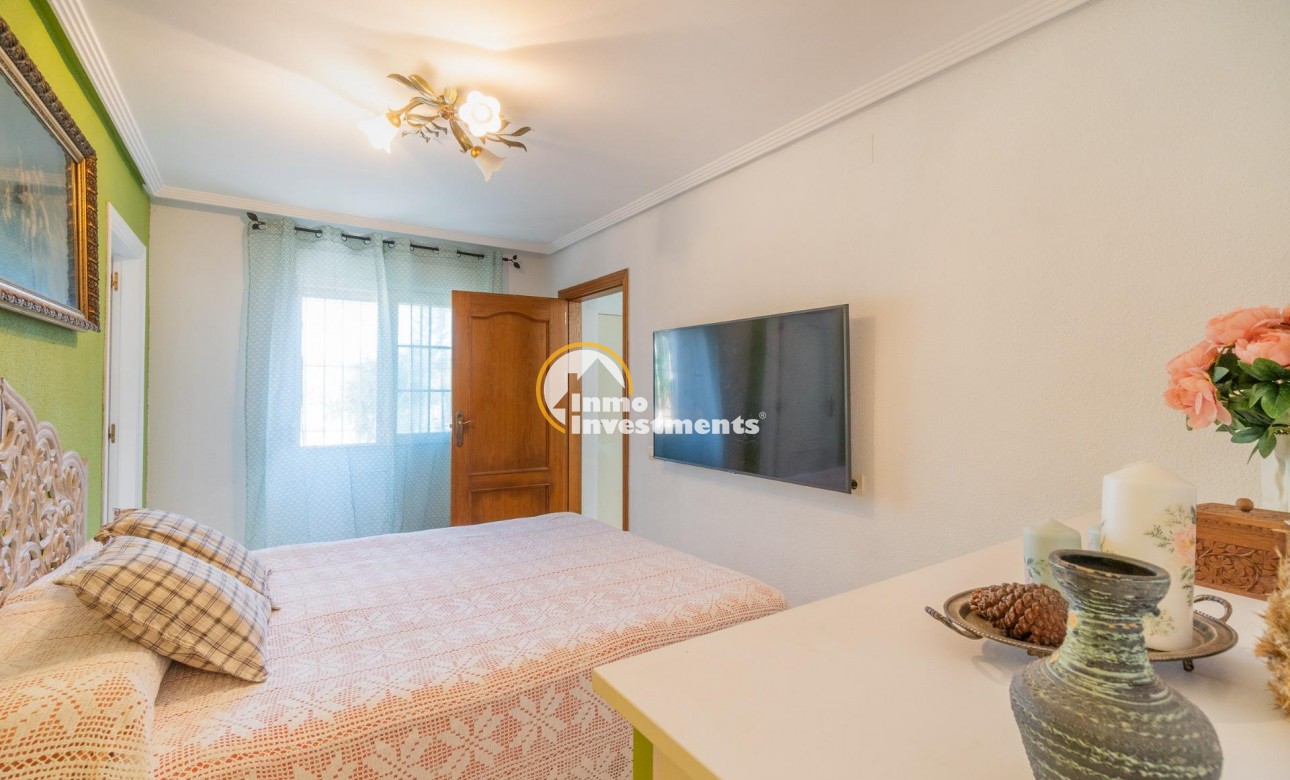 Resale - Semi detached villa - Los Balcones
