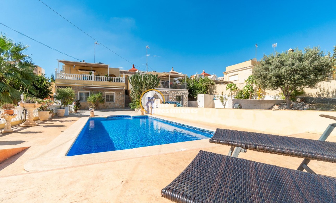 Resale - Semi detached villa - Los Balcones