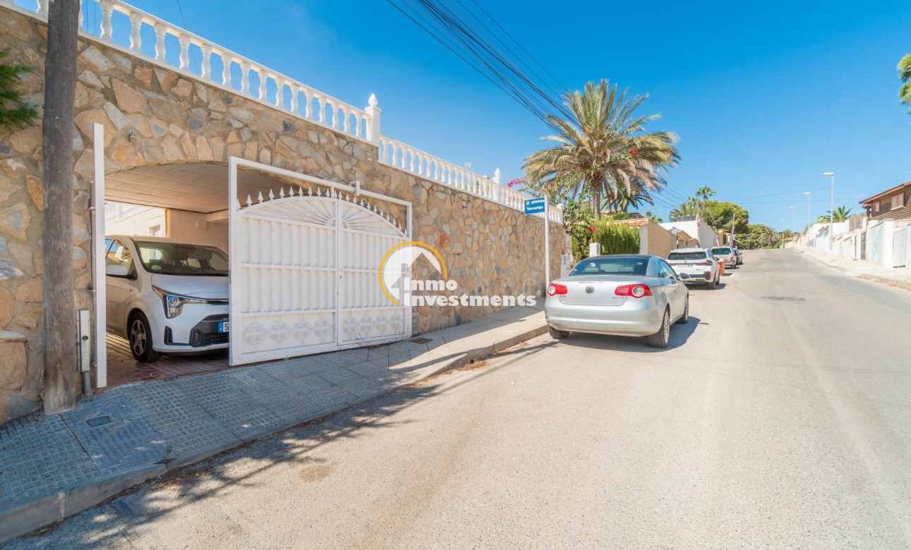 Resale - Semi detached villa - Los Balcones