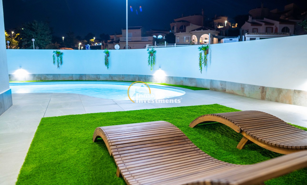 Obra nueva - Chalet independiente - Ciudad Quesada