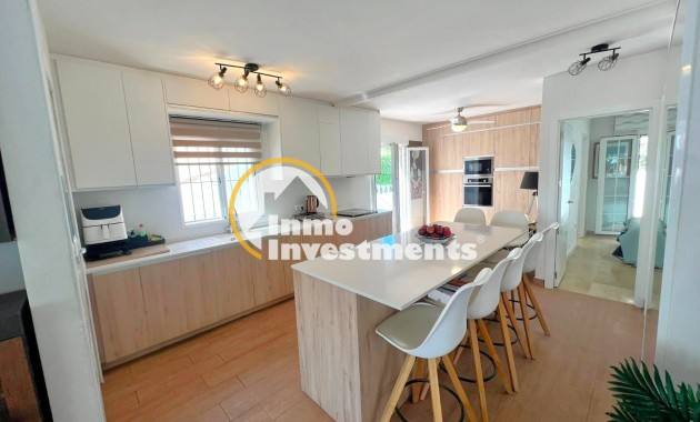 Revente privée - Villa - Villamartin