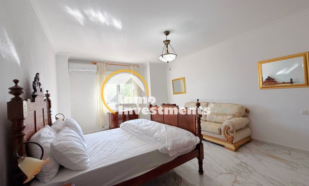 Reventa - Chalet independiente - Villamartin - Blue Lagoon