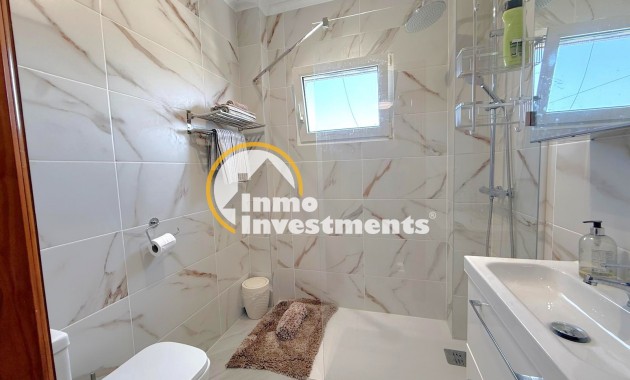 Reventa - Chalet independiente - Villamartin - Blue Lagoon