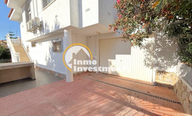 Reventa - Chalet independiente - Villamartin - Blue Lagoon