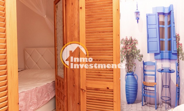 Resale - Apartment - Torrevieja - El Chaparral