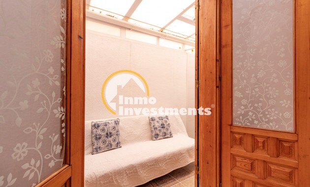 Resale - Apartment - Torrevieja - El Chaparral