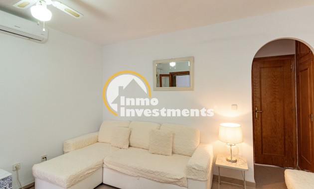 Resale - Apartment - Torrevieja - El Chaparral