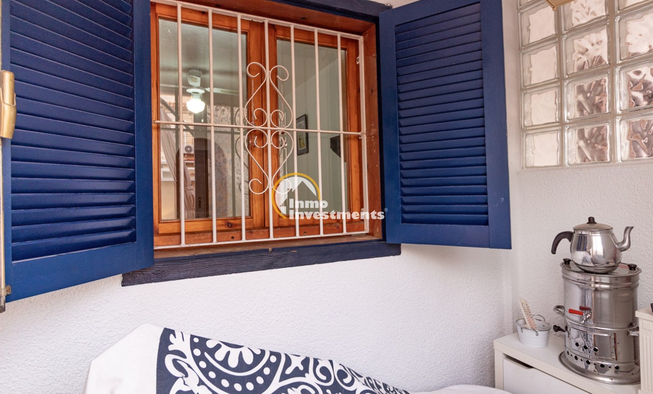 Resale - Apartment - Torrevieja - El Chaparral