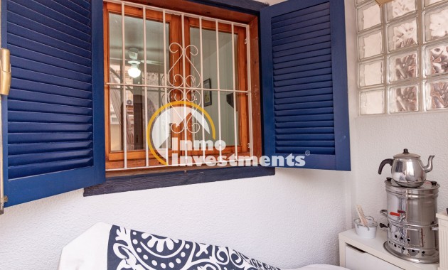 Resale - Apartment - Torrevieja - El Chaparral