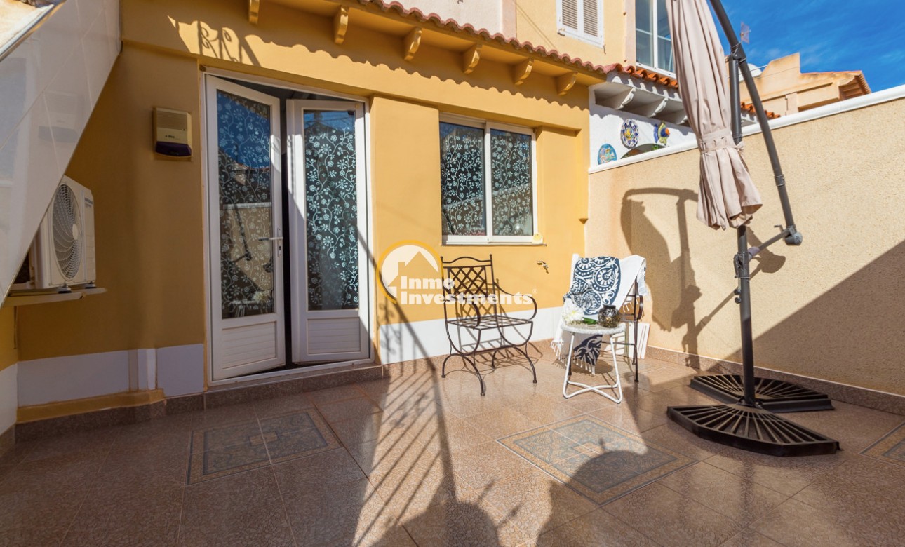 Resale - Apartment - Torrevieja - El Chaparral