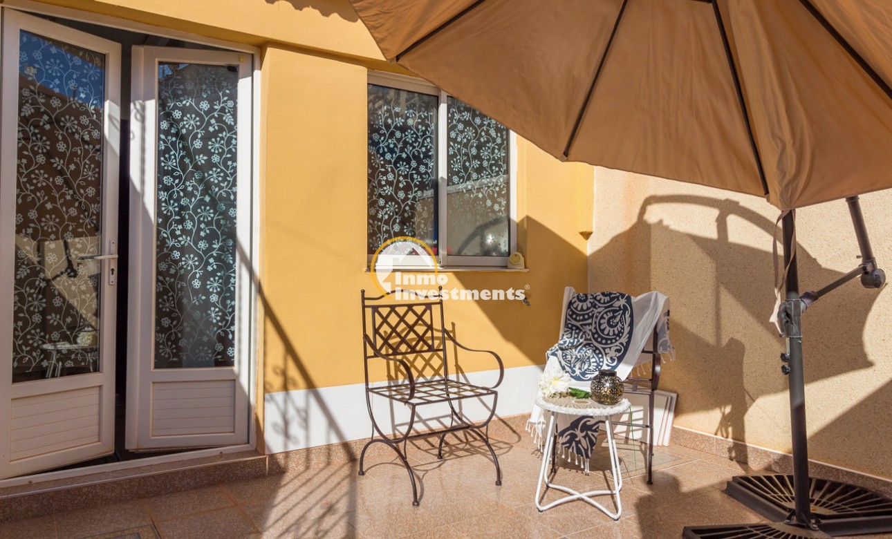 Resale - Apartment - Torrevieja - El Chaparral