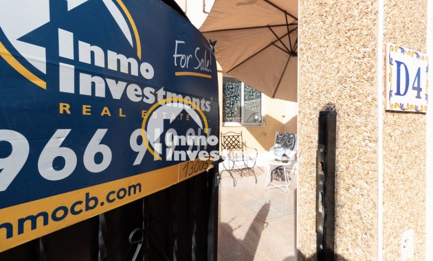 Resale - Apartment - Torrevieja - El Chaparral