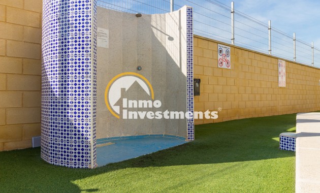 Resale - Apartment - Torrevieja - El Chaparral