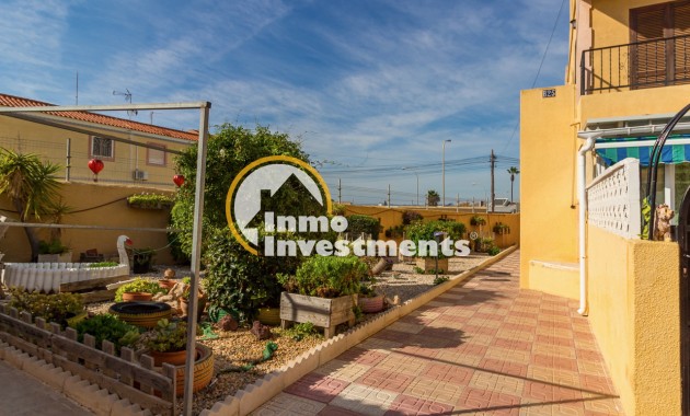 Resale - Apartment - Torrevieja - El Chaparral