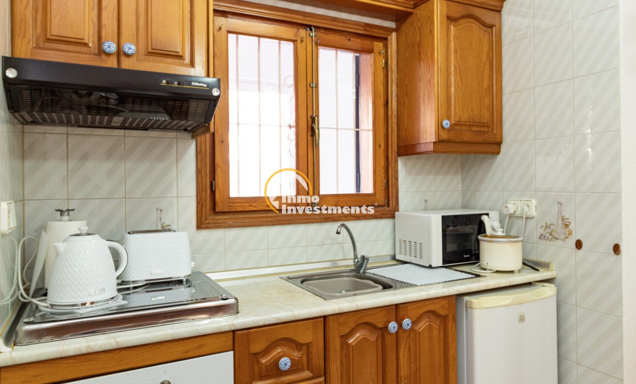 Resale - Apartment - Torrevieja - El Chaparral