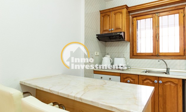 Resale - Apartment - Torrevieja - El Chaparral