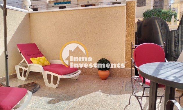 Resale - Apartment - Torrevieja - El Chaparral