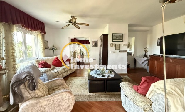 Resale - Villa - Las Ramblas - Las Ramblas Golf
