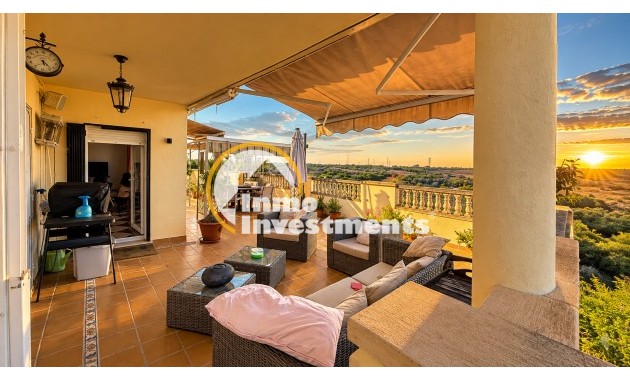 Resale - Villa - Las Ramblas - Las Ramblas Golf