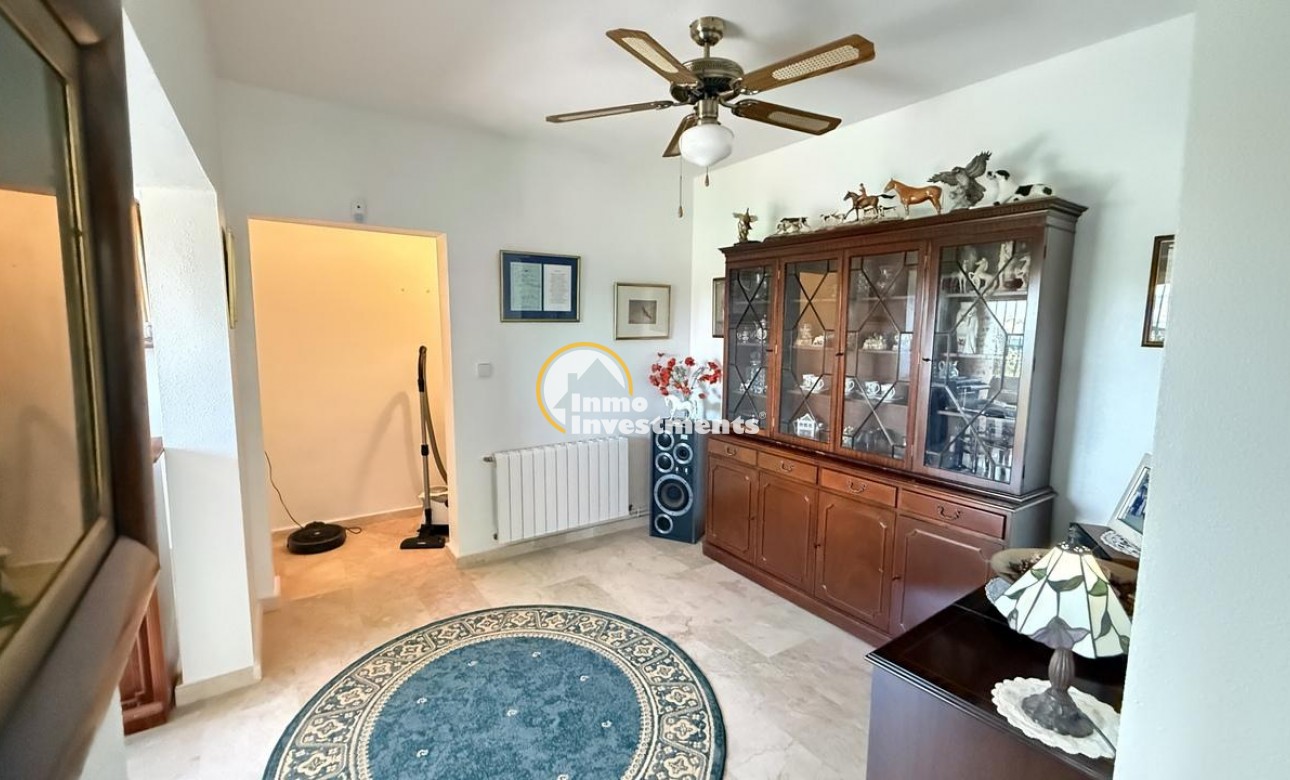Resale - Villa - Las Ramblas - Las Ramblas Golf
