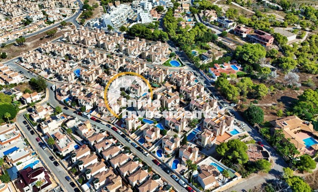 Revente privée - Villa - Villamartin