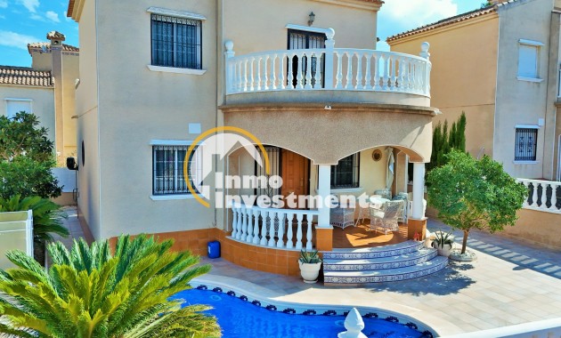 Revente privée - Villa - Villamartin