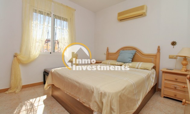 Reventa - Chalet independiente - Villamartin