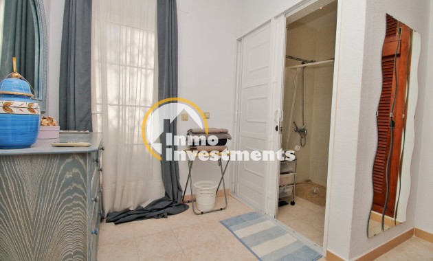 Reventa - Chalet independiente - Villamartin