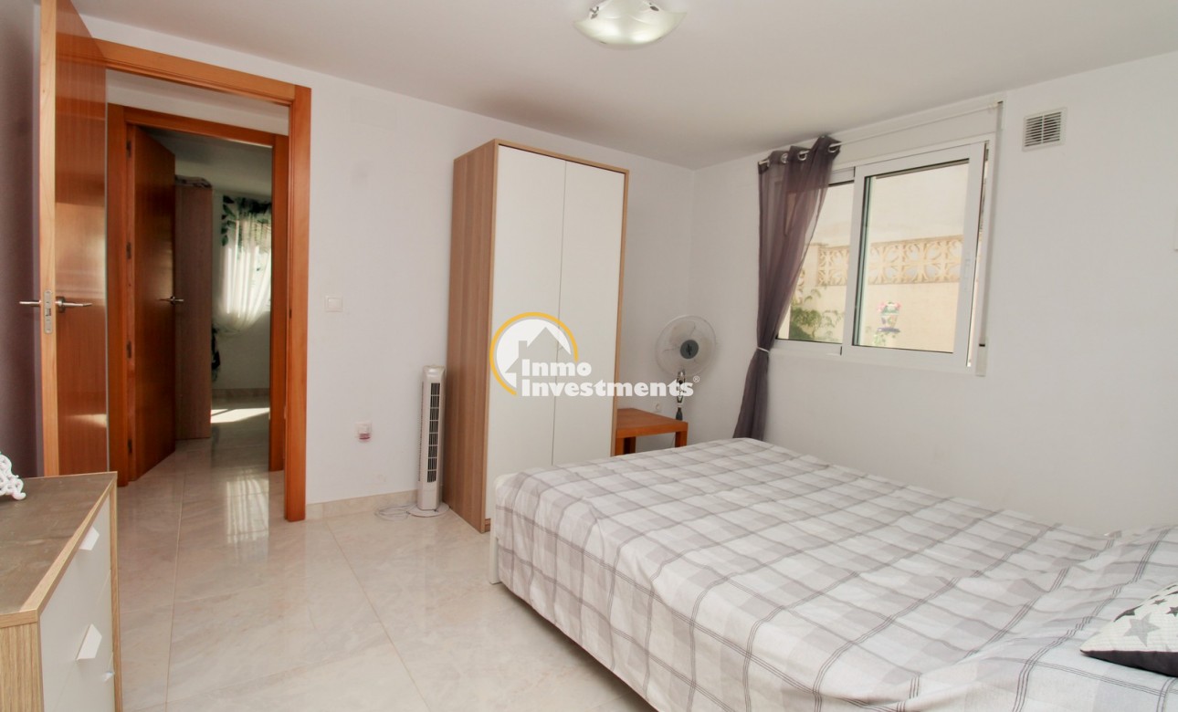 Reventa - Chalet independiente - Villamartin