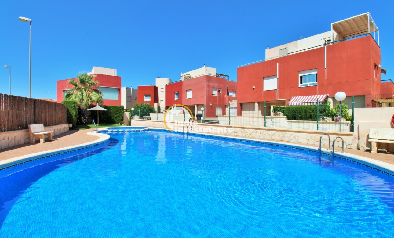 Resale - Town house - Villamartin