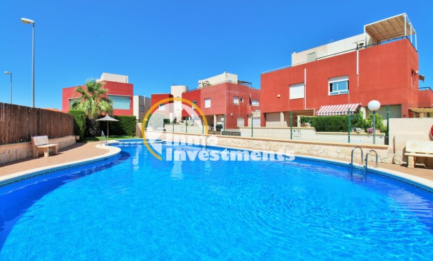 Resale - Town house - Villamartin