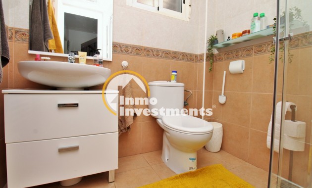 Resale - Town house - Villamartin
