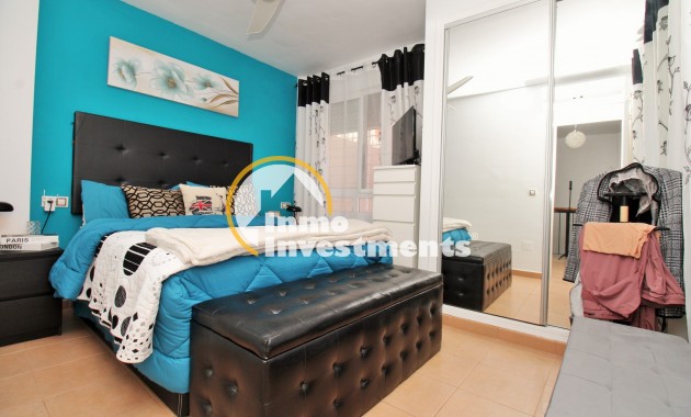 Resale - Town house - Villamartin