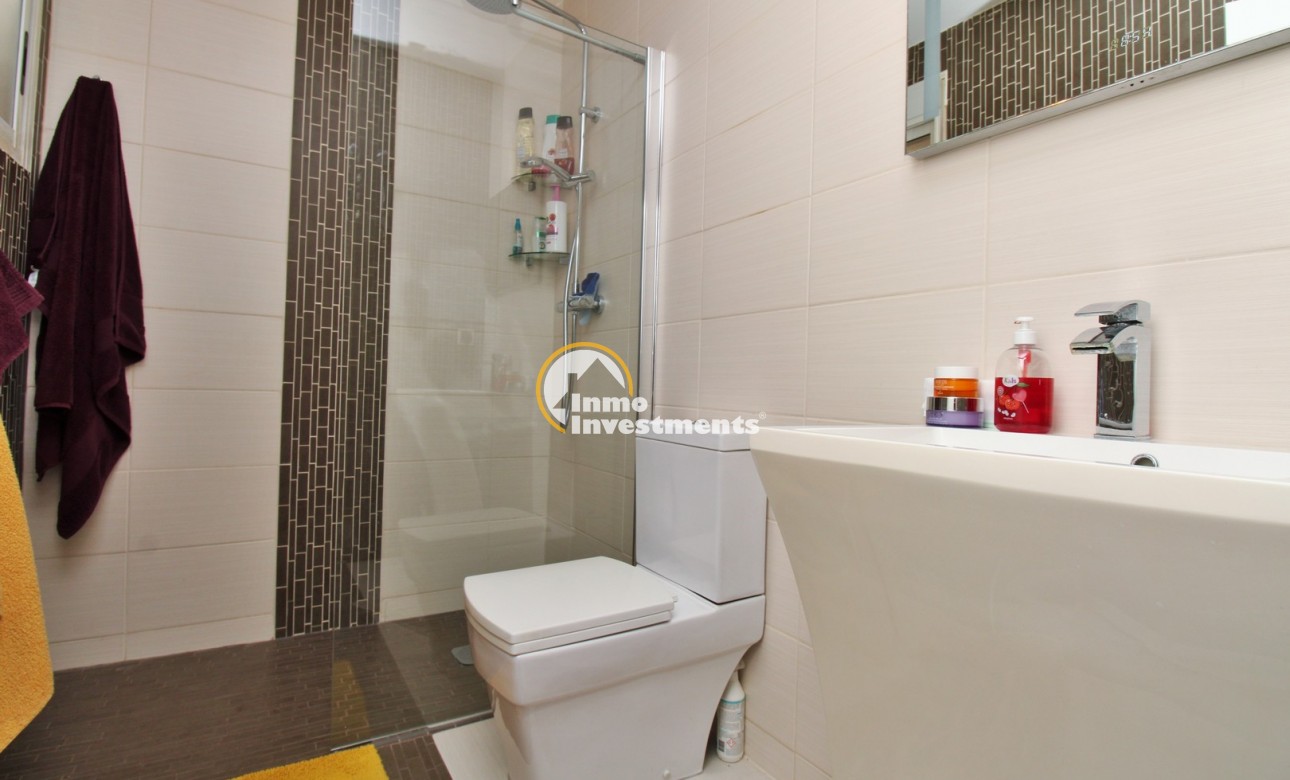 Resale - Town house - Villamartin