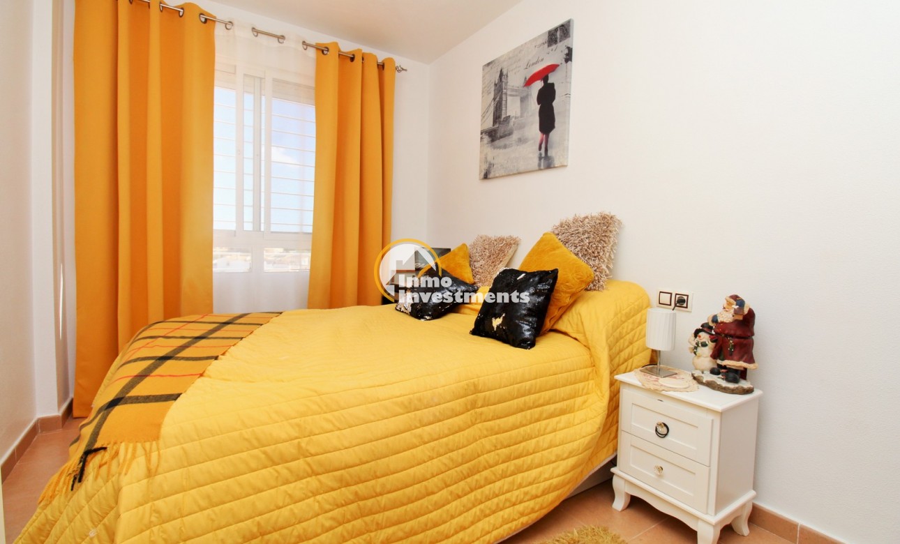 Resale - Town house - Villamartin