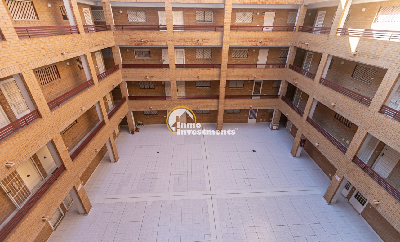 Resale - Apartment - Torrevieja