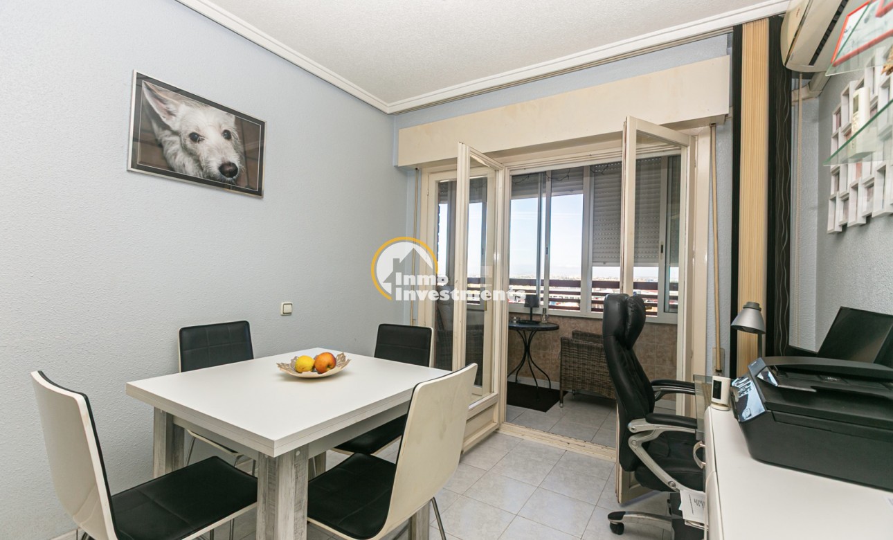 Resale - Apartment - Torrevieja