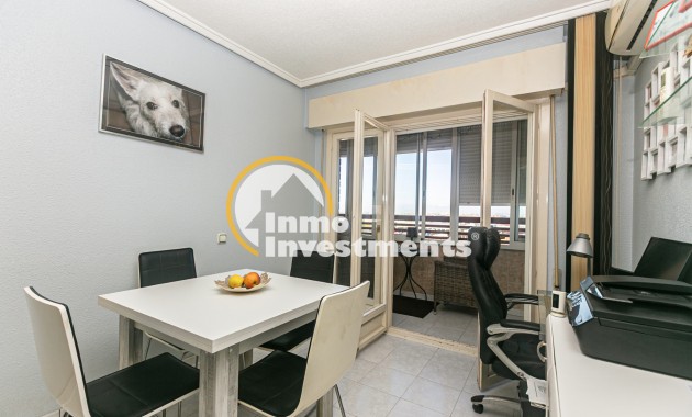 Resale - Apartment - Torrevieja