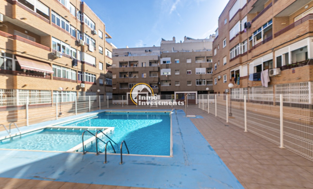 Resale - Apartment - Torrevieja