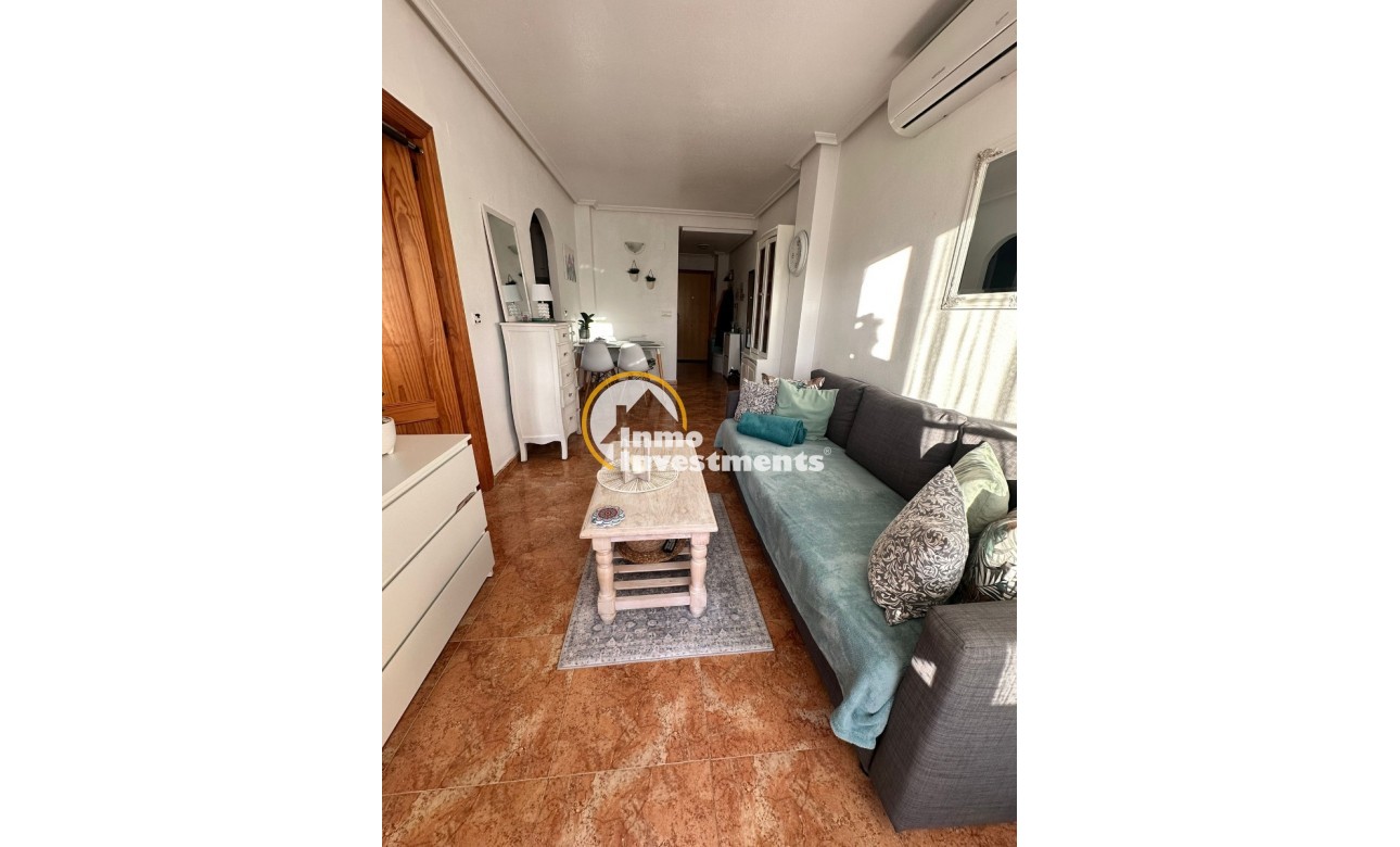 Resale - Apartment - Torrevieja - El molino