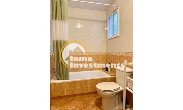 Resale - Apartment - Torrevieja - El molino