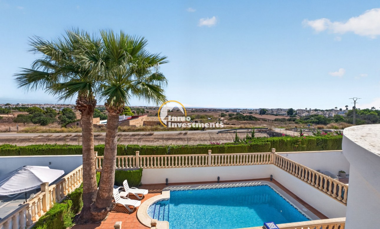 Revente privée - Villa - Villamartin