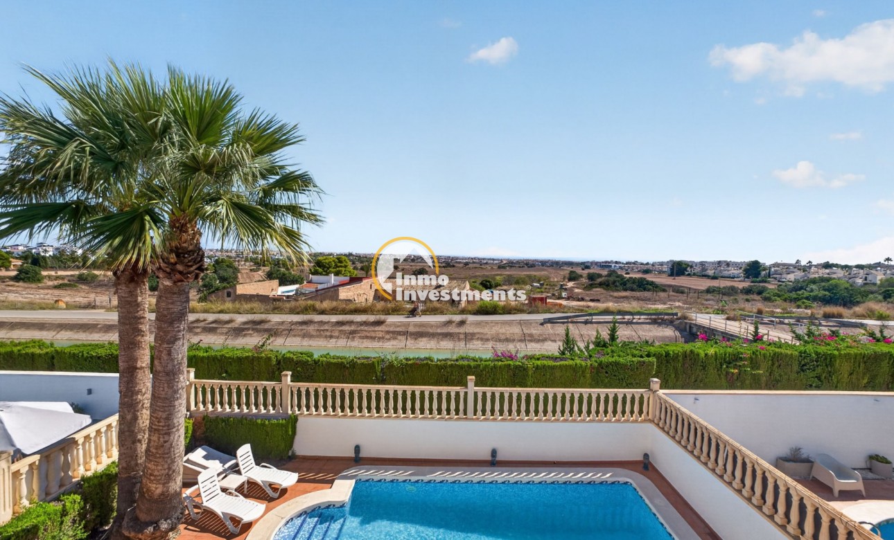 Revente privée - Villa - Villamartin