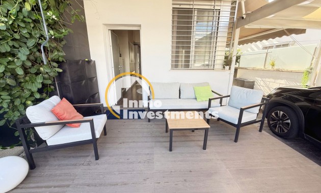 Resale - Bungalow - Ciudad Quesada