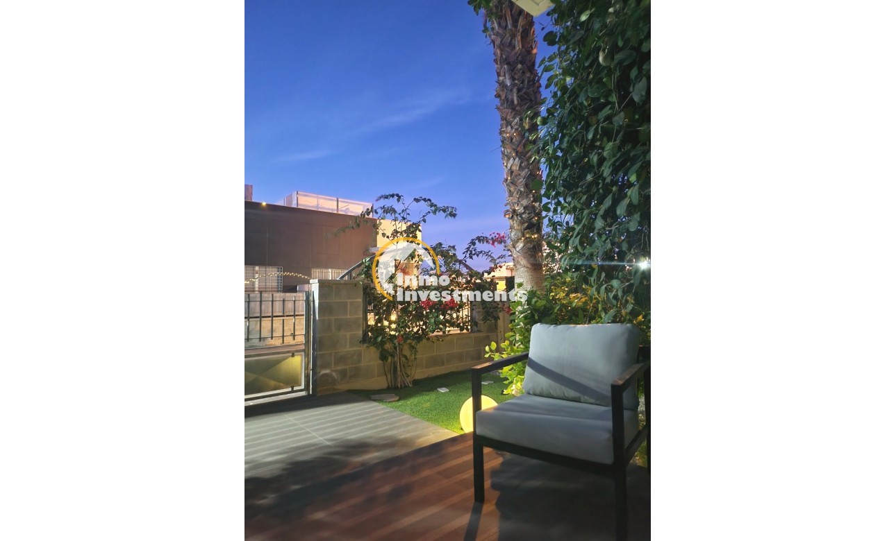 Resale - Bungalow - Ciudad Quesada